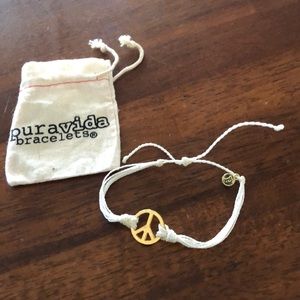 Pura Vida Peace Sign Bracelet
